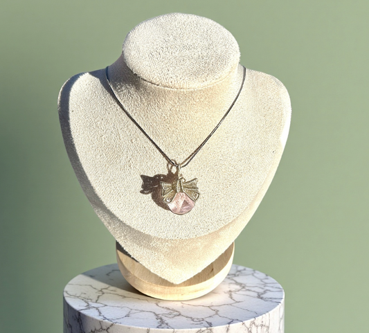 Collar artesanal colgante lazos cristal multicolor brillante joyería