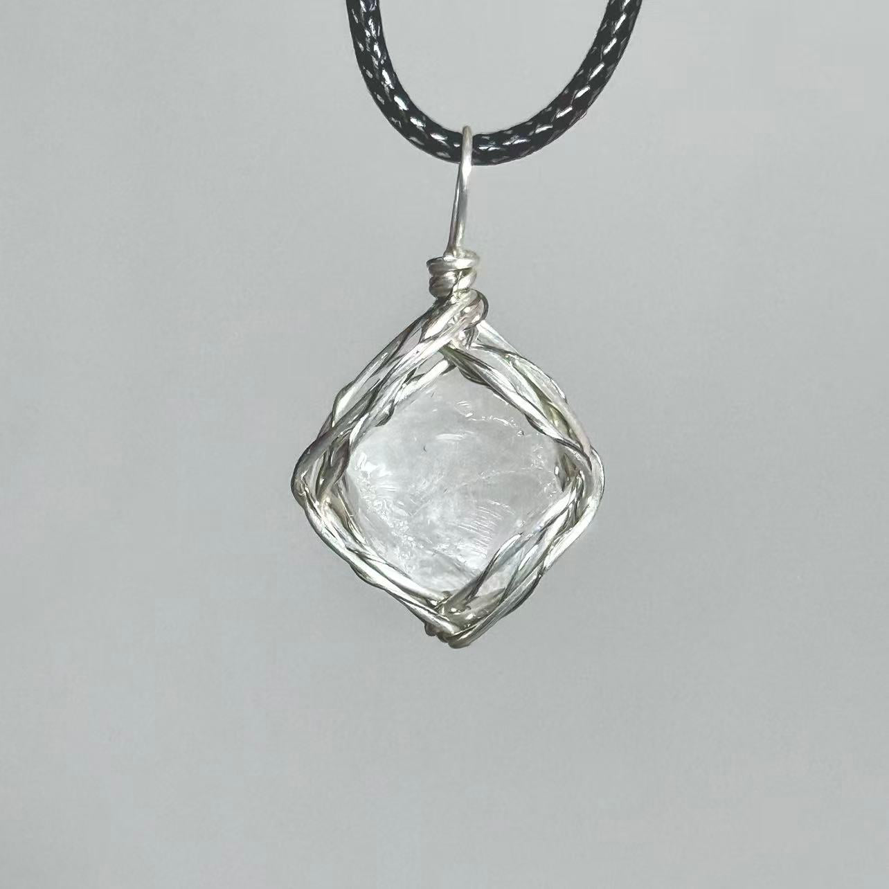 Collar artesanal cristal caramelos multicolor brillante joyería elegante mujer